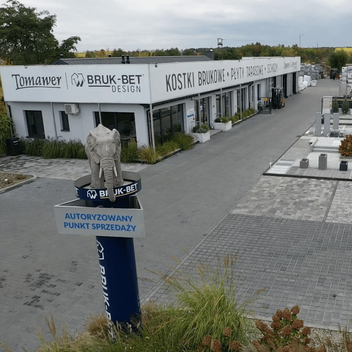 Budynek siedziby firmy Tomawer
